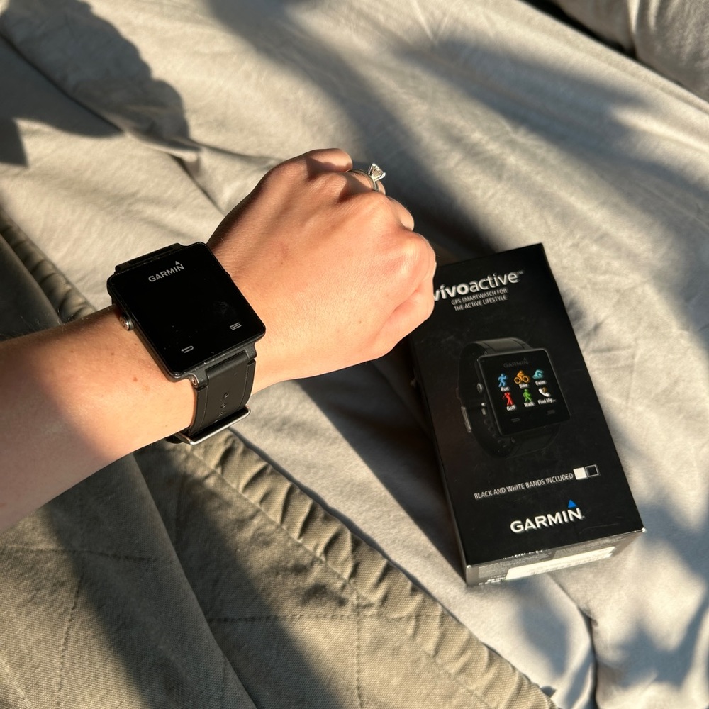 Garmin vivoactive GPS smartwatch